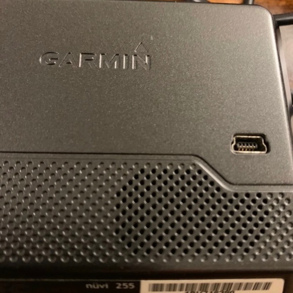 Garmin nuvi gps - Picture 3 of 3